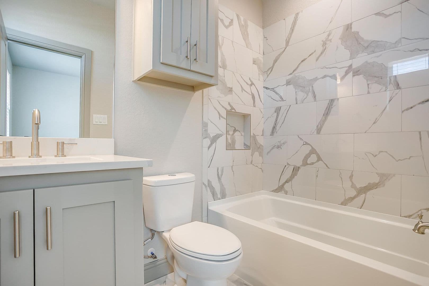 Fort Worth Apartment: 2832 Wayside Ave