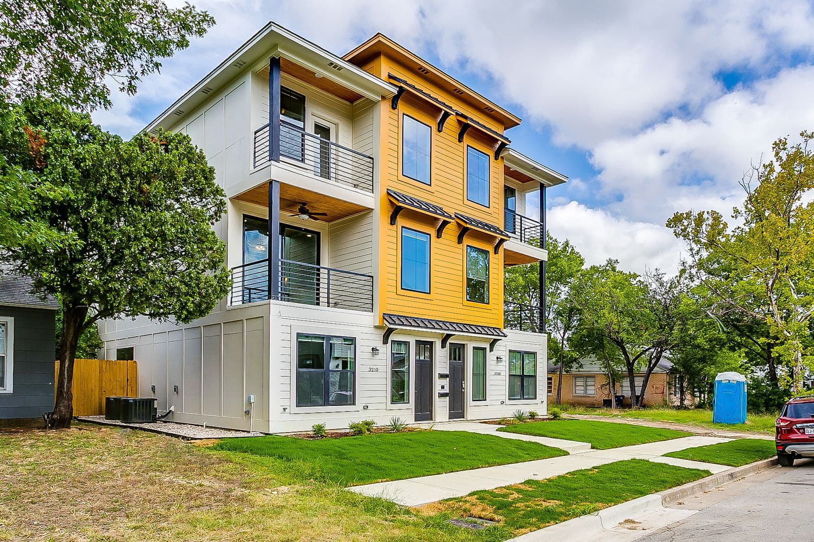Fort Worth Apartment: 3210 Forest Park Blvd