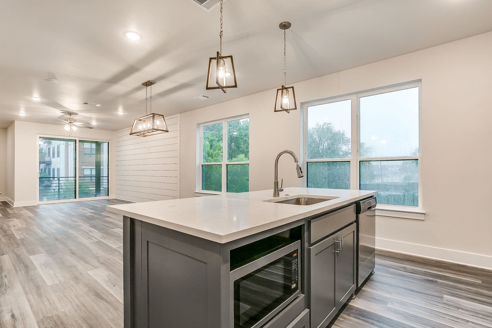 Fort Worth Apartment: 3145 Forest Park Blvd