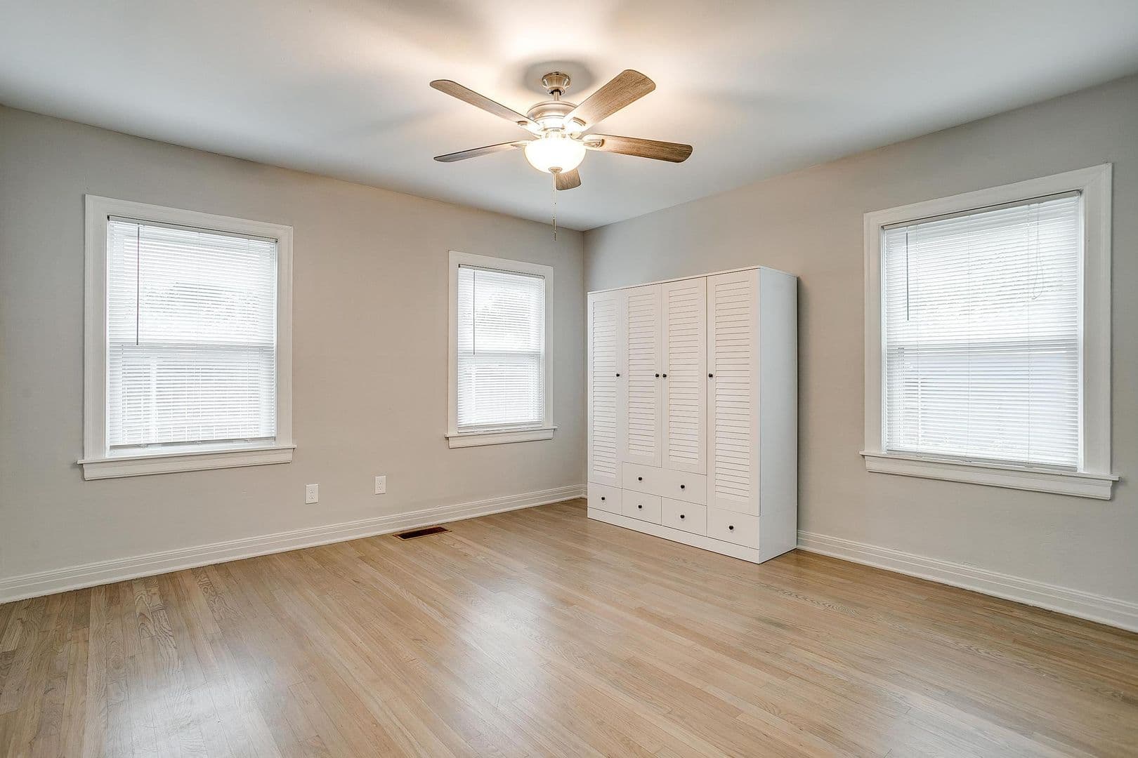 Fort Worth Apartment: 3624 Winston Rd