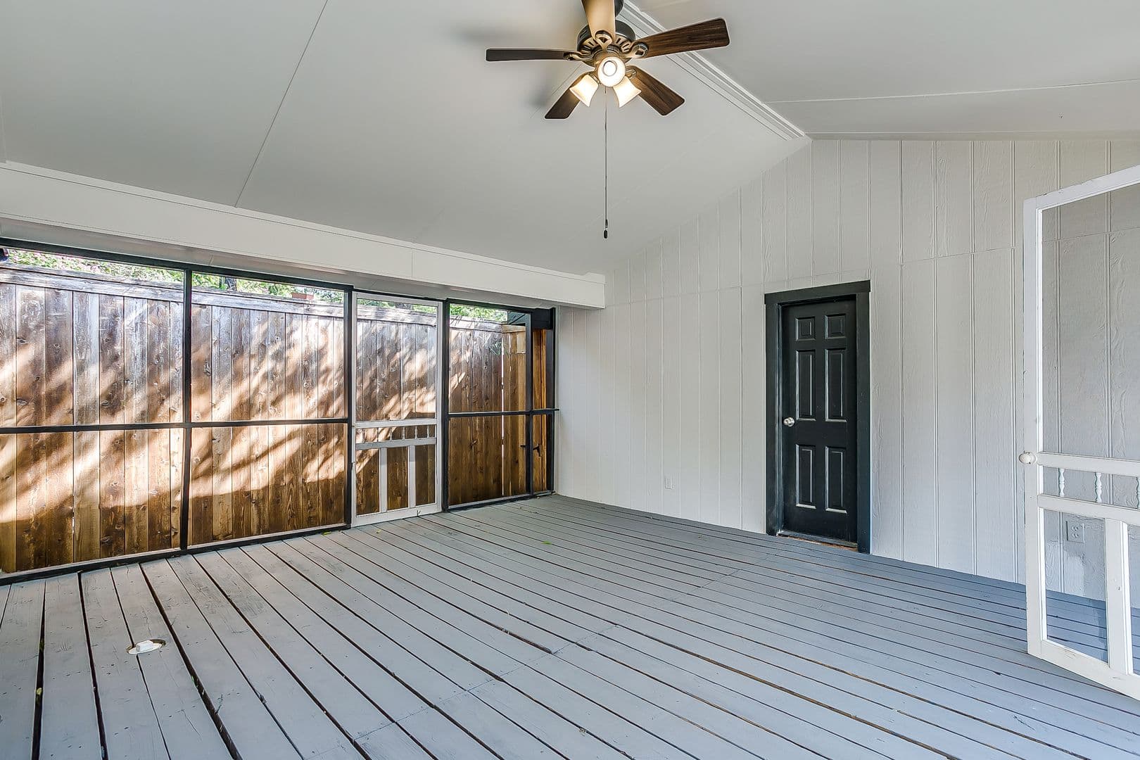 Fort Worth Apartment: 3257 Greene Ave