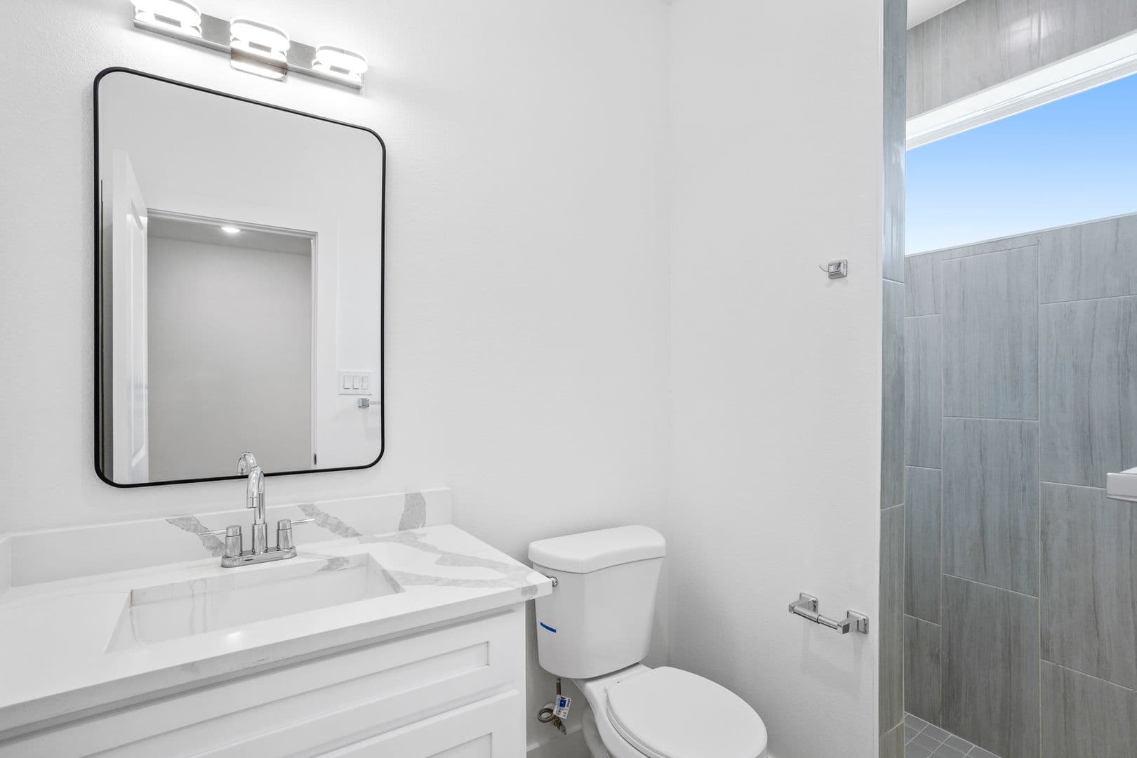 Fort Worth Apartment: 2400 Benbrook Dr