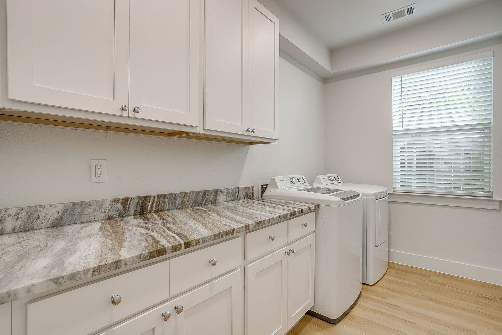 Fort Worth Apartment: 3817 Winfield Ave