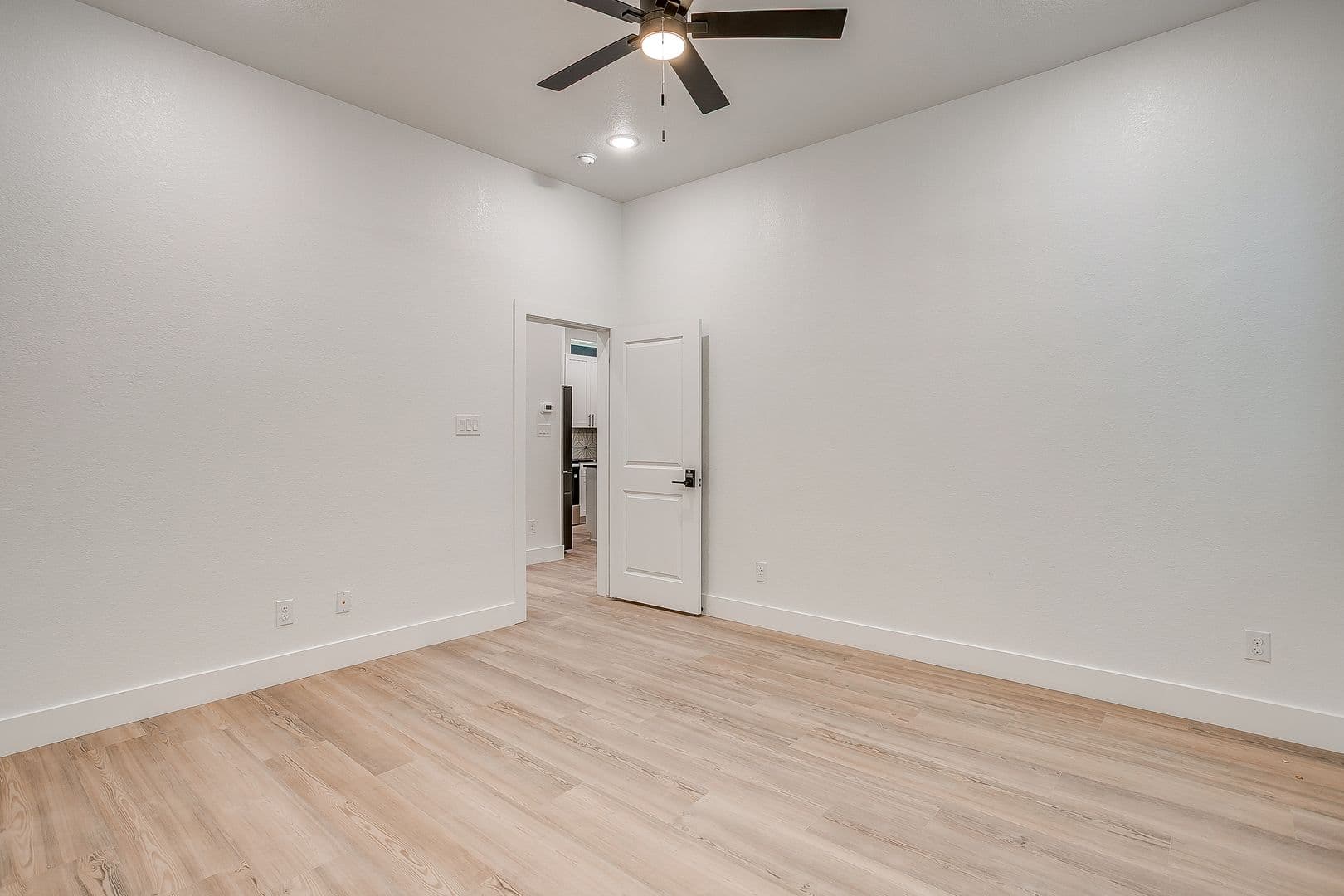 Fort Worth Apartment: 2820 Wayside Ave