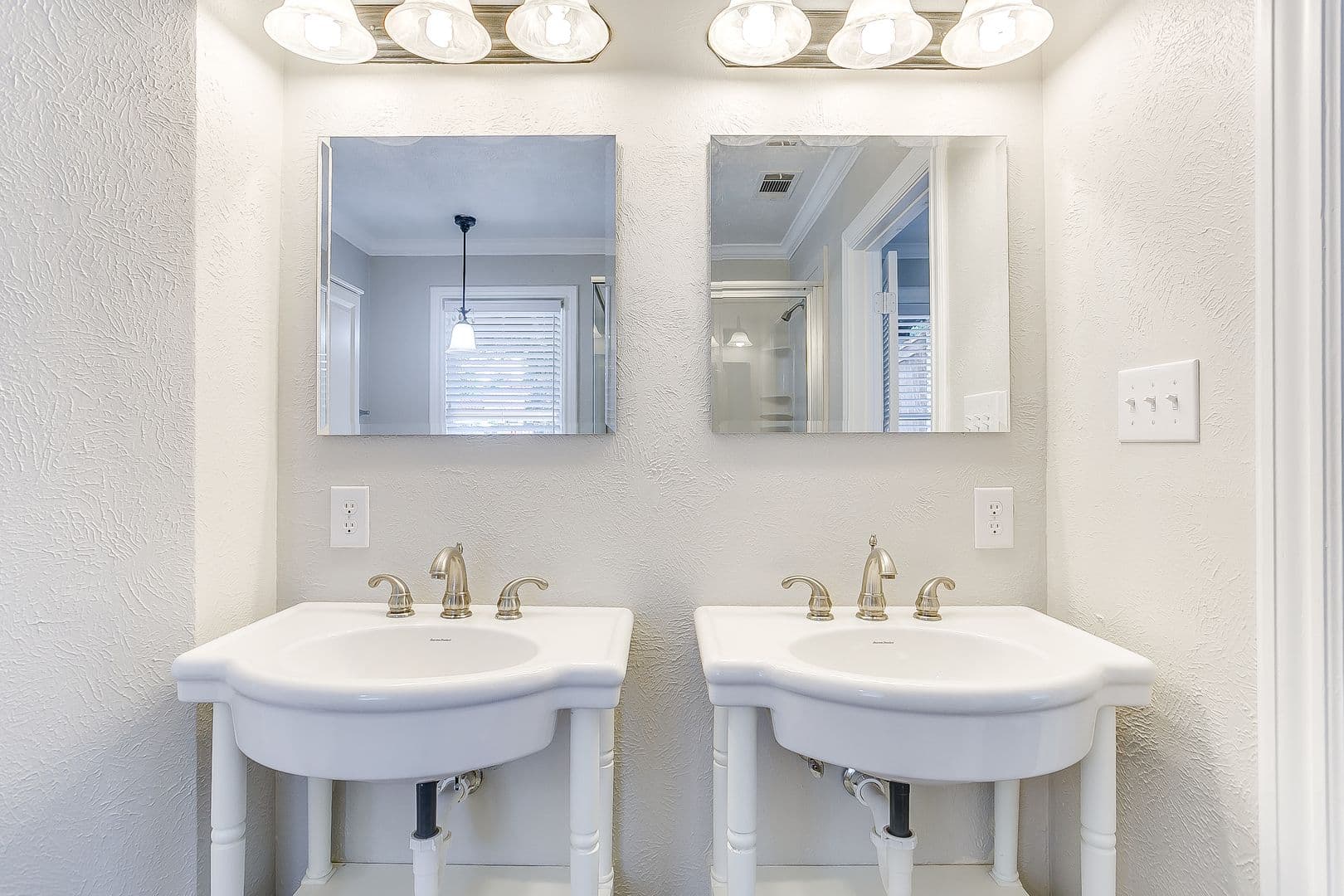 Fort Worth Apartment: 3257 Greene Ave
