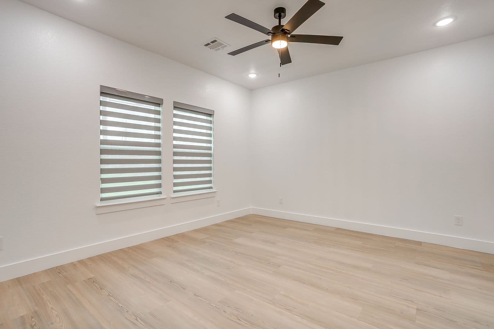 Fort Worth Apartment: 2900 Livingston Ave