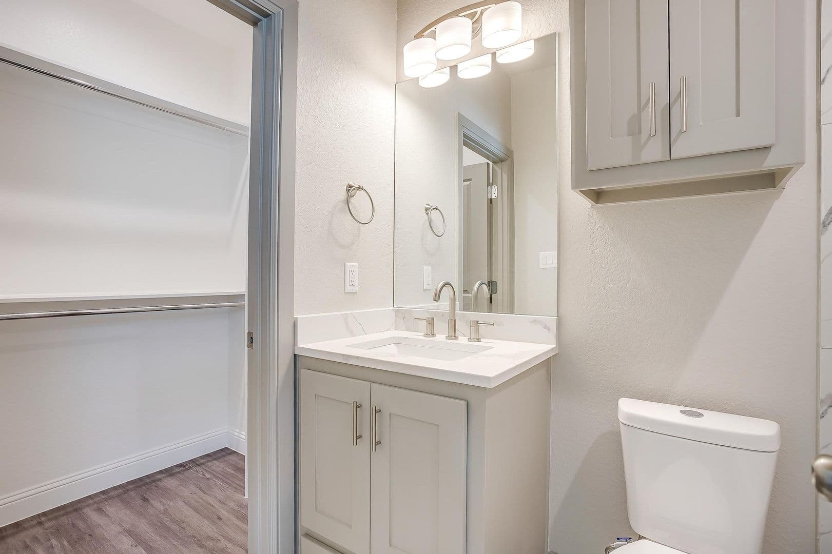 Fort Worth Apartment: 2832 Wayside Ave