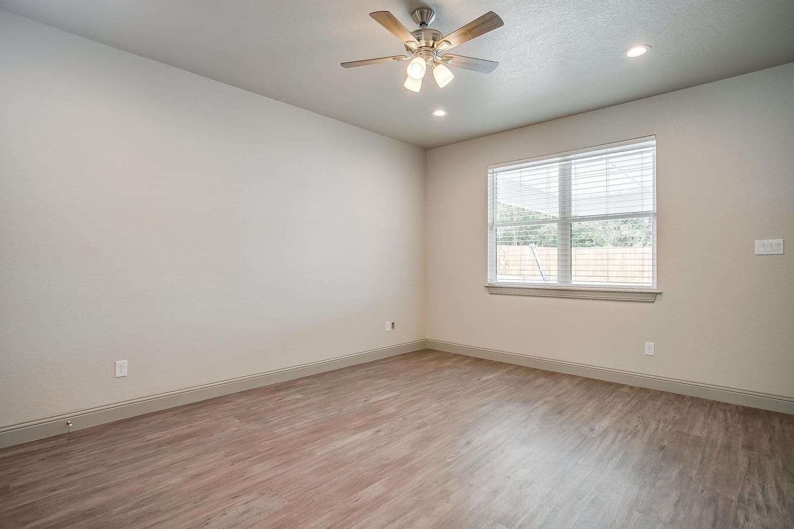 Fort Worth Apartment: 2832 Wayside Ave