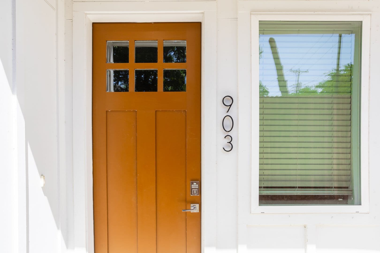 Fort Worth Apartment: 2509 Benbrook Blvd