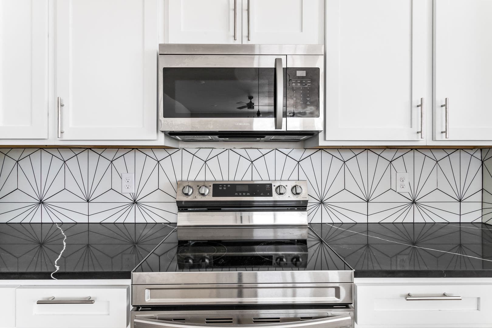 Fort Worth Apartment: 2505 Benbrook