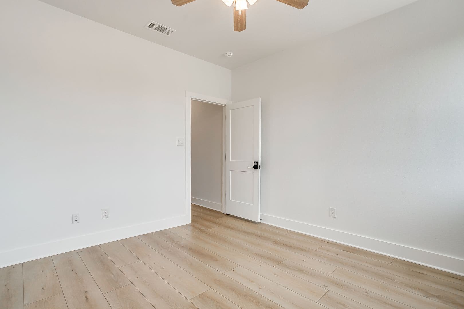 Fort Worth Apartment: 2811 Forest Park Blvd