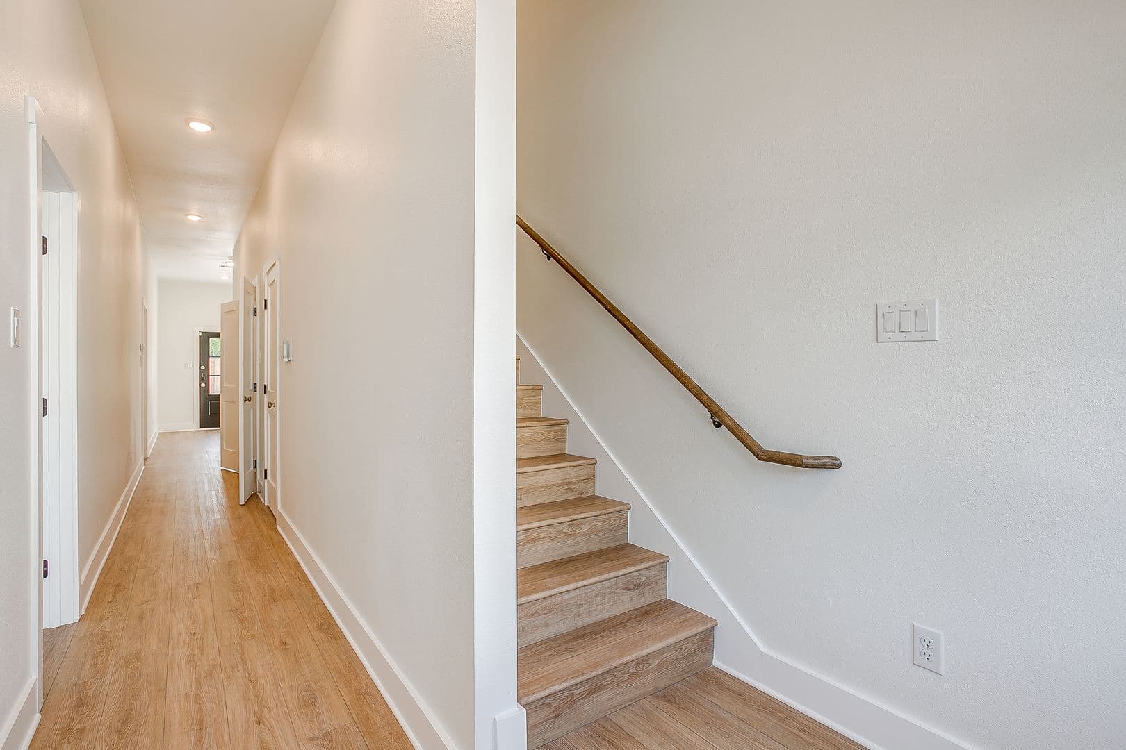 Fort Worth Apartment: 2335 Benbrook Blvd