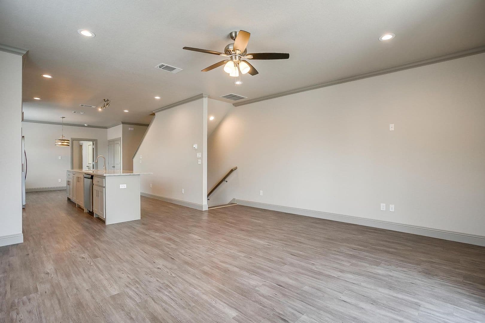 Fort Worth Apartment: 2832 Wayside Ave