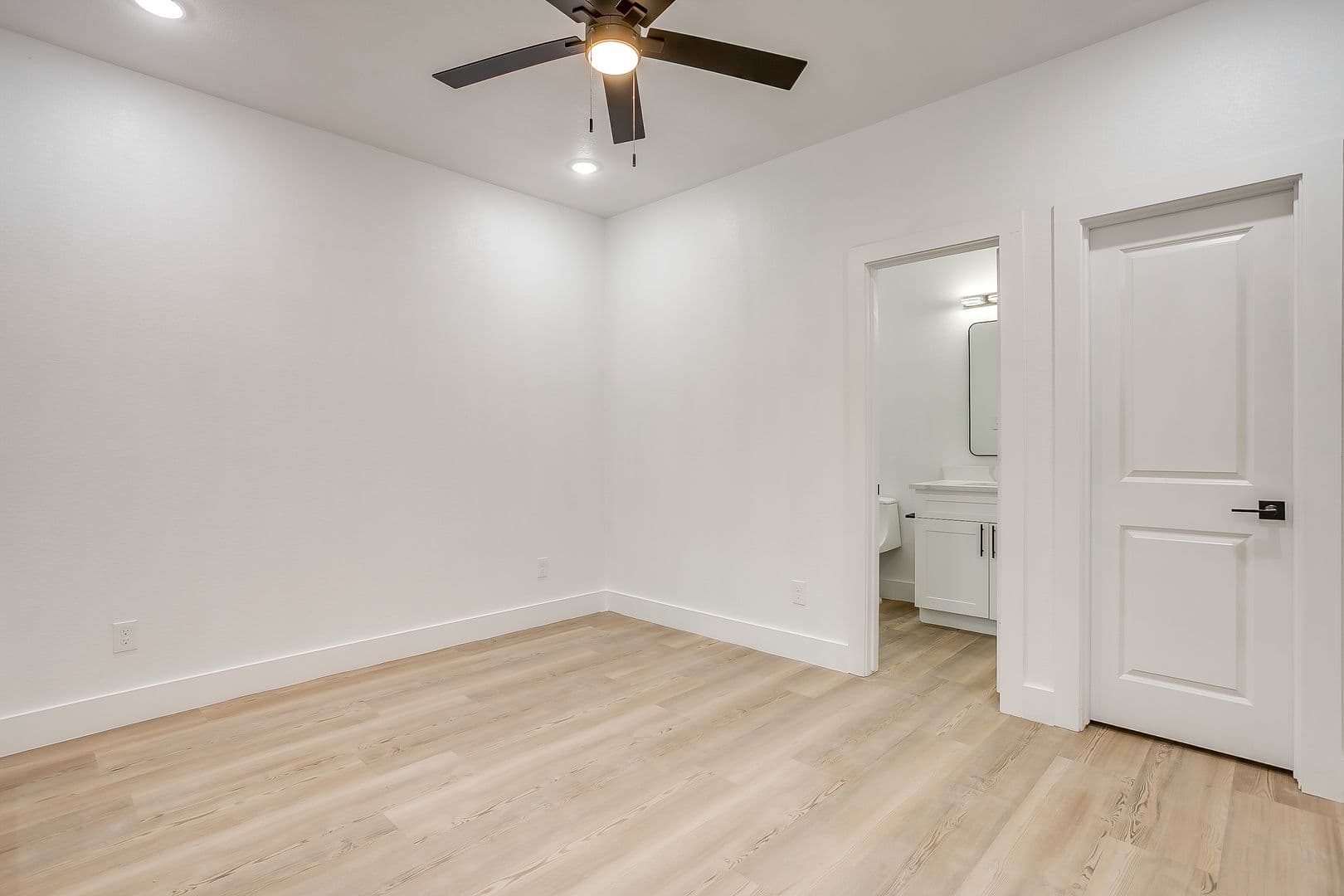 Fort Worth Apartment: 2900 Livingston Ave