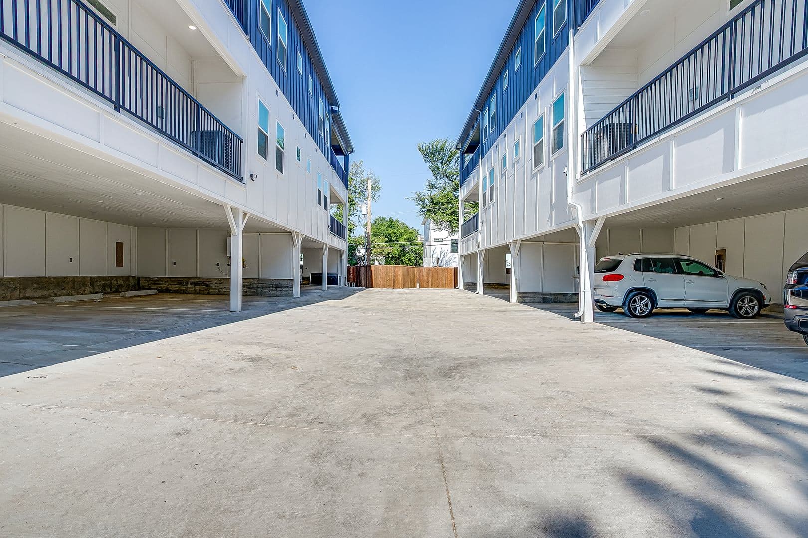 Fort Worth Apartment: 2824 Wayside Ave