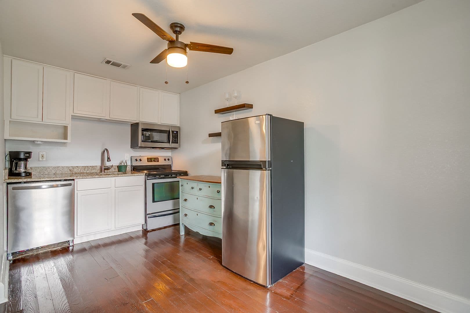 Fort Worth Apartment: 3256 Greene Ave