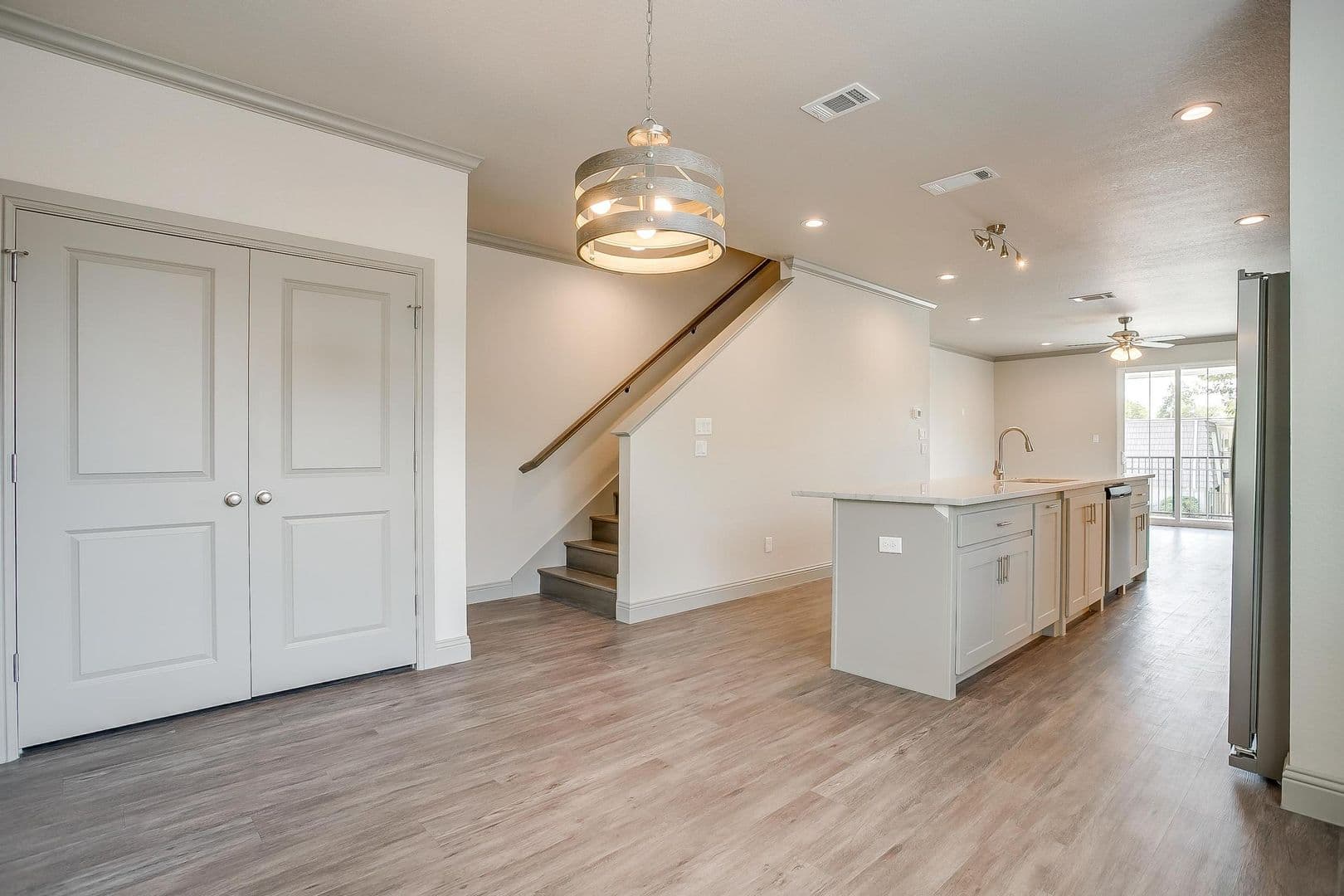 Fort Worth Apartment: 2832 Wayside Ave