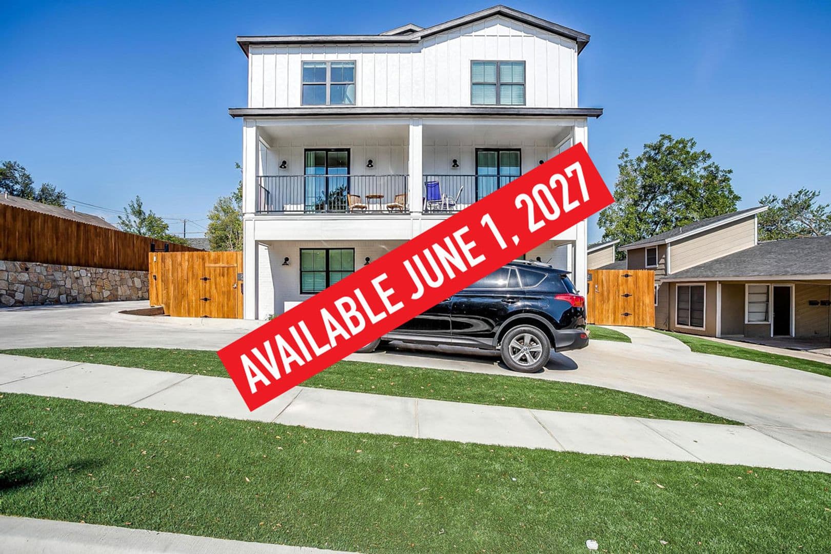 Fort Worth Apartment: 2832 Wayside Ave