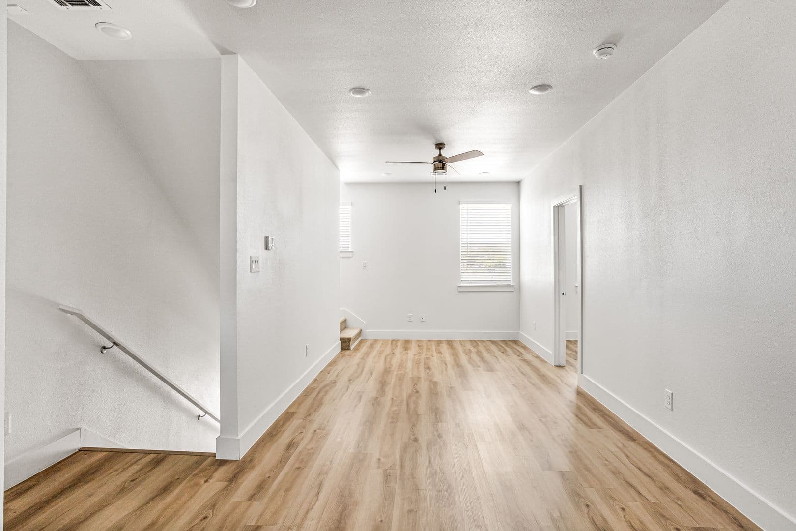 Fort Worth Apartment: 2509 Benbrook Blvd