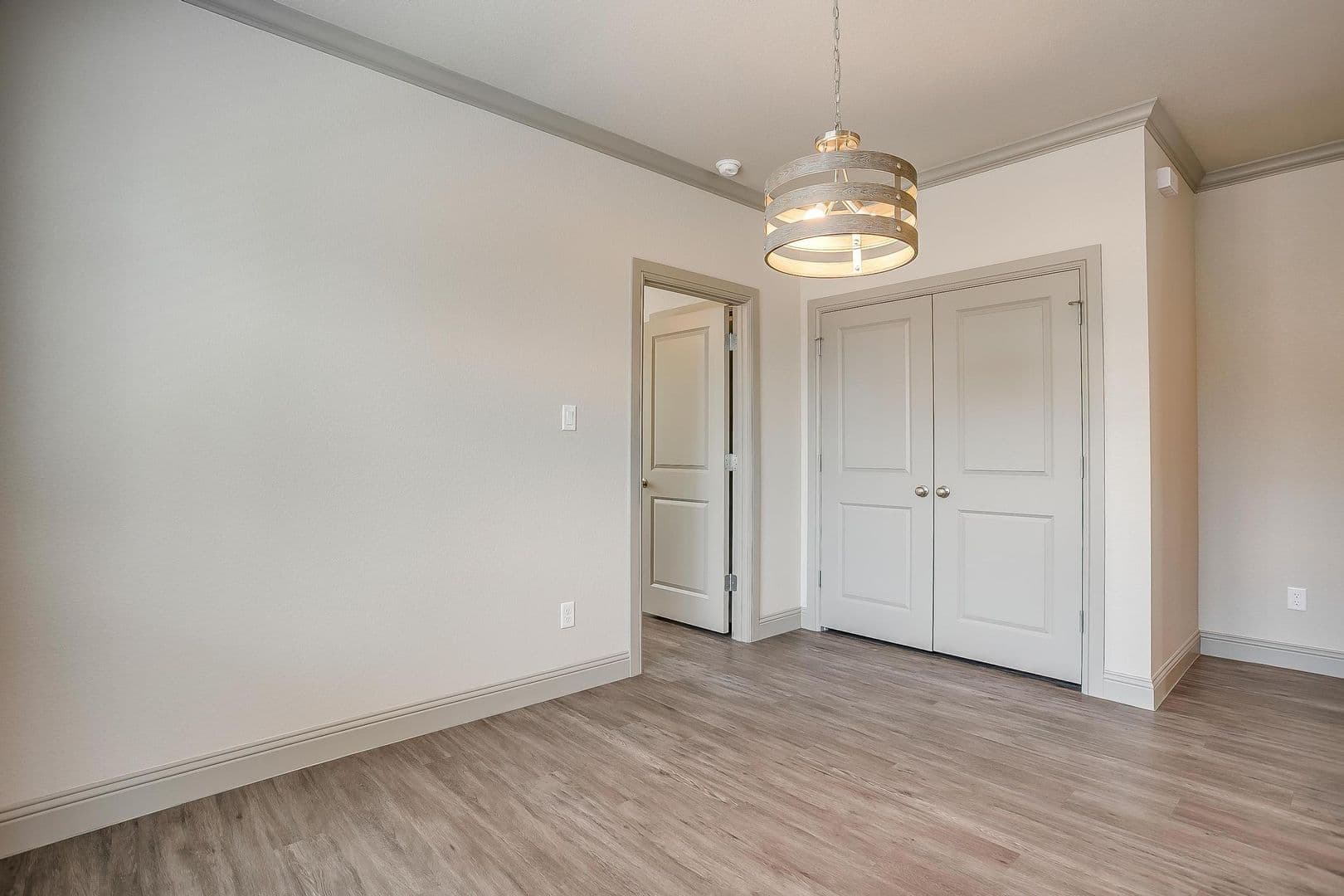 Fort Worth Apartment: 2832 Wayside Ave