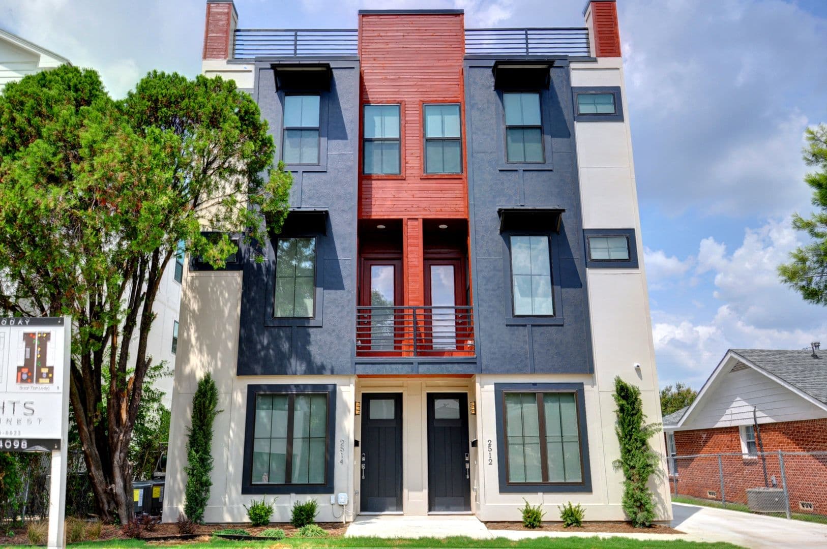 Fort Worth Apartment: 2820 Forest Park Blvd