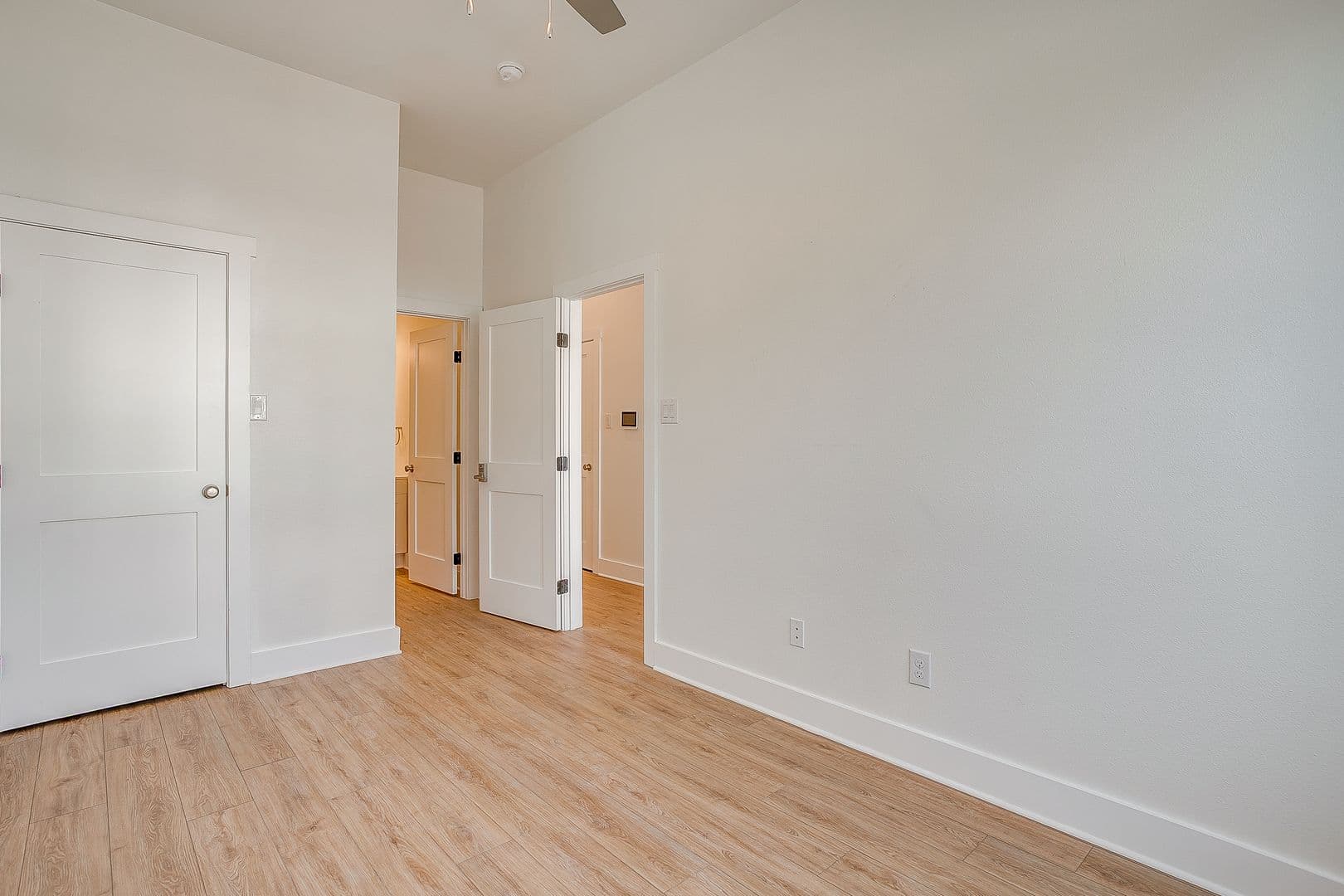 Fort Worth Apartment: 2333 Benbrook Blvd
