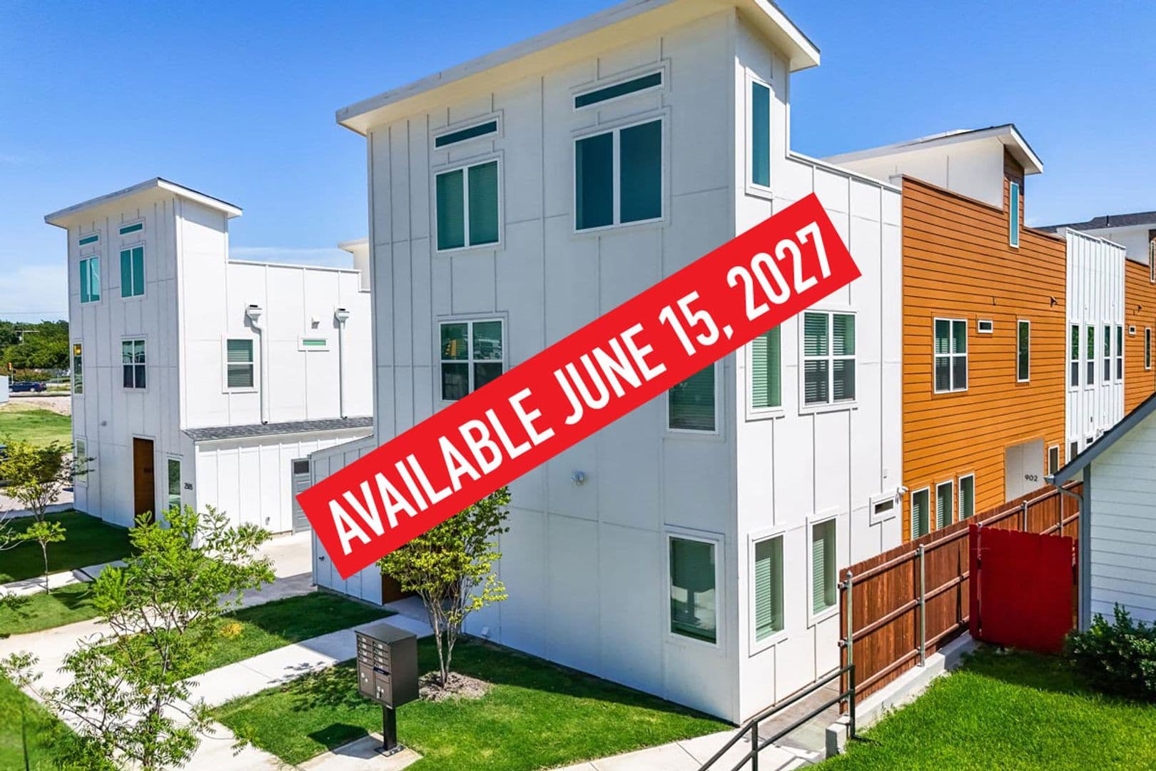 Fort Worth Apartment: 2509 Benbrook Blvd