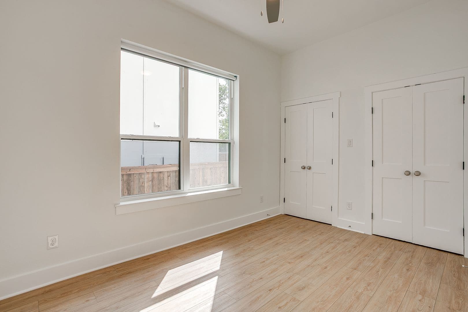 Fort Worth Apartment: 2333 Benbrook Blvd