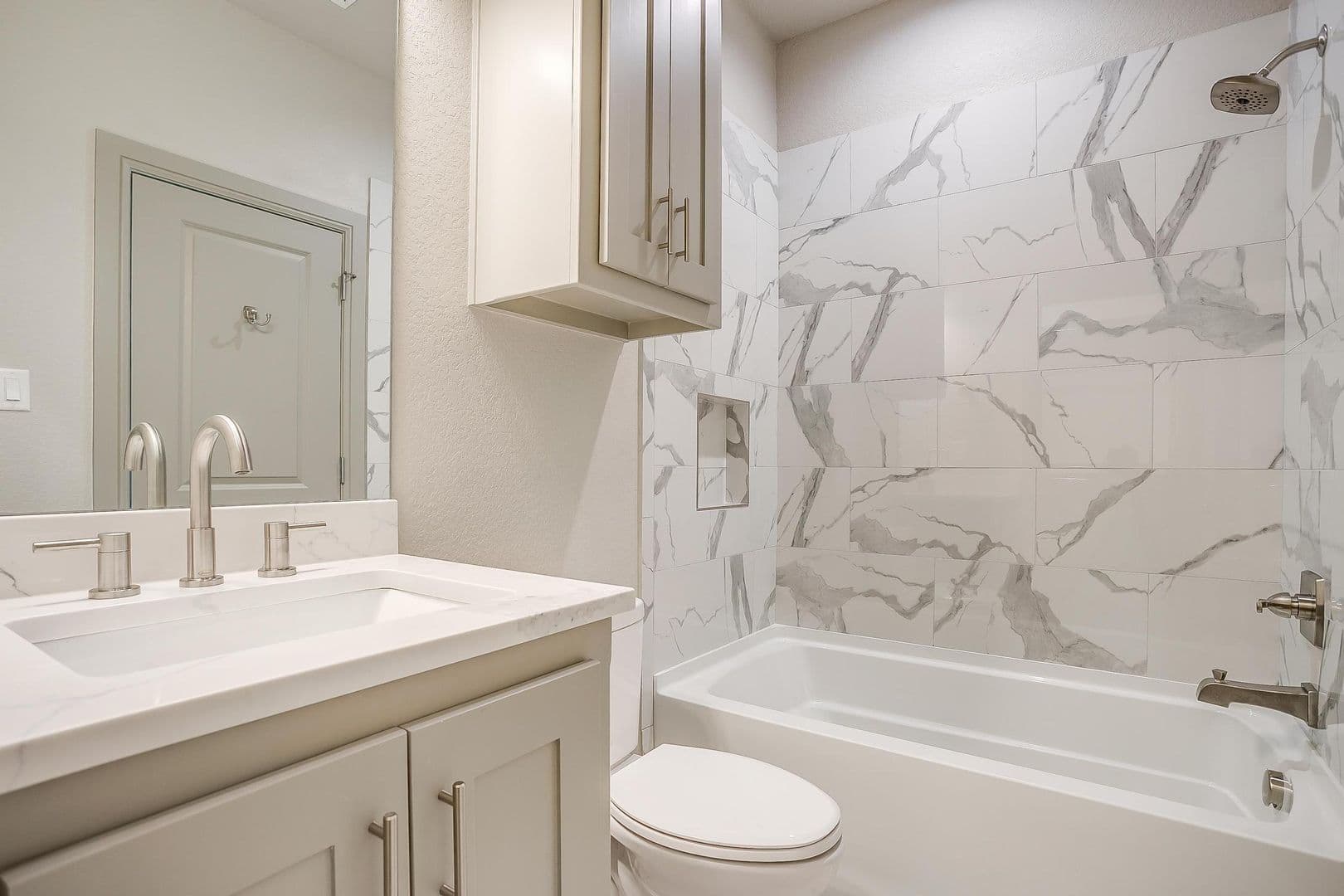 Fort Worth Apartment: 2832 Wayside Ave
