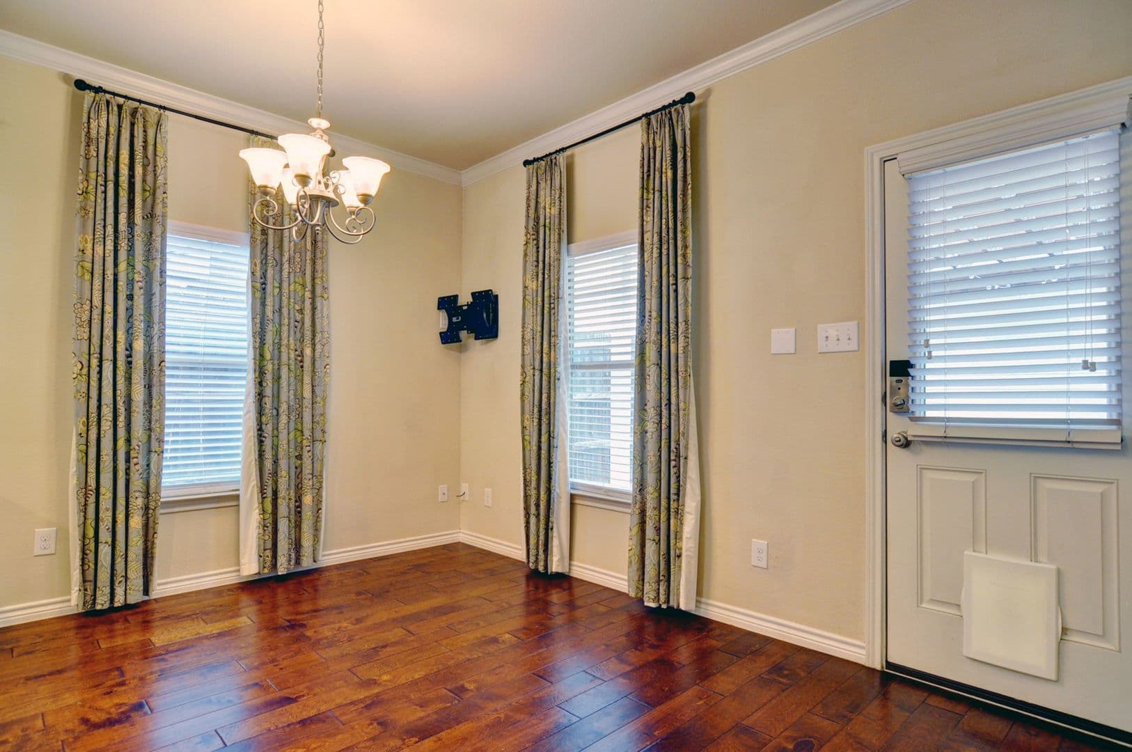 Fort Worth Townhome: 3409 Hamilton Ave
