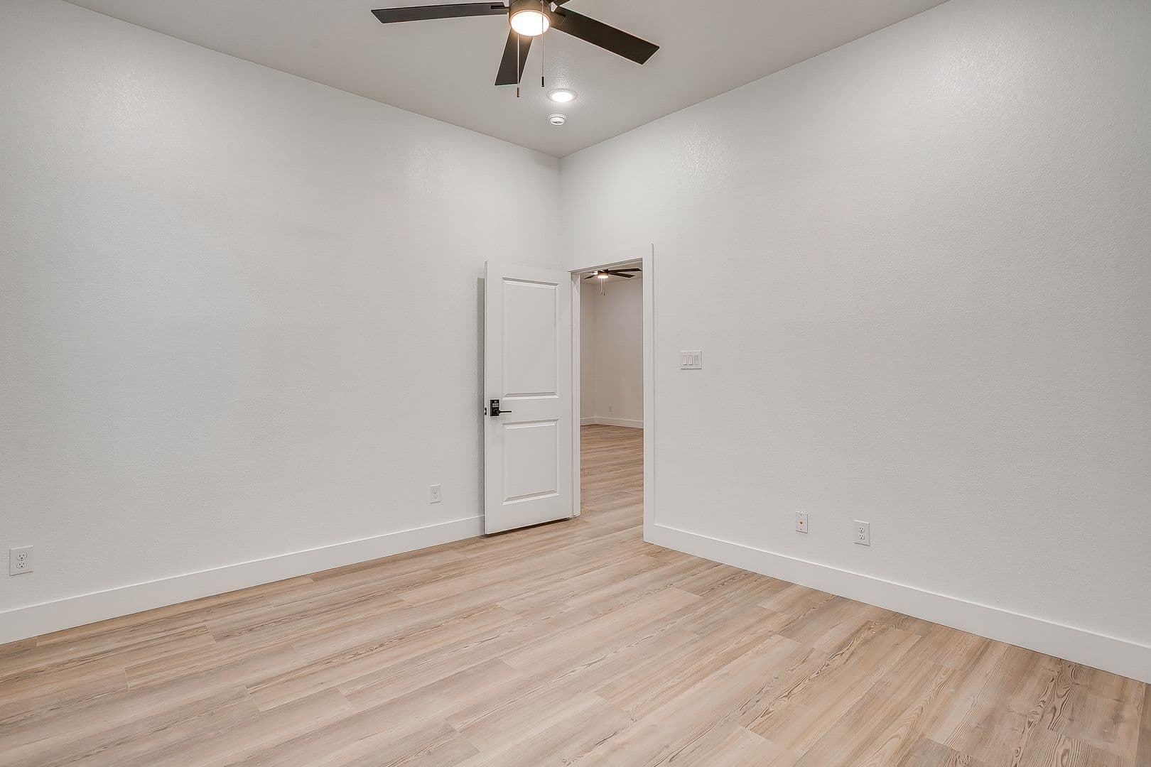 Fort Worth Apartment: 2822 Wayside Ave