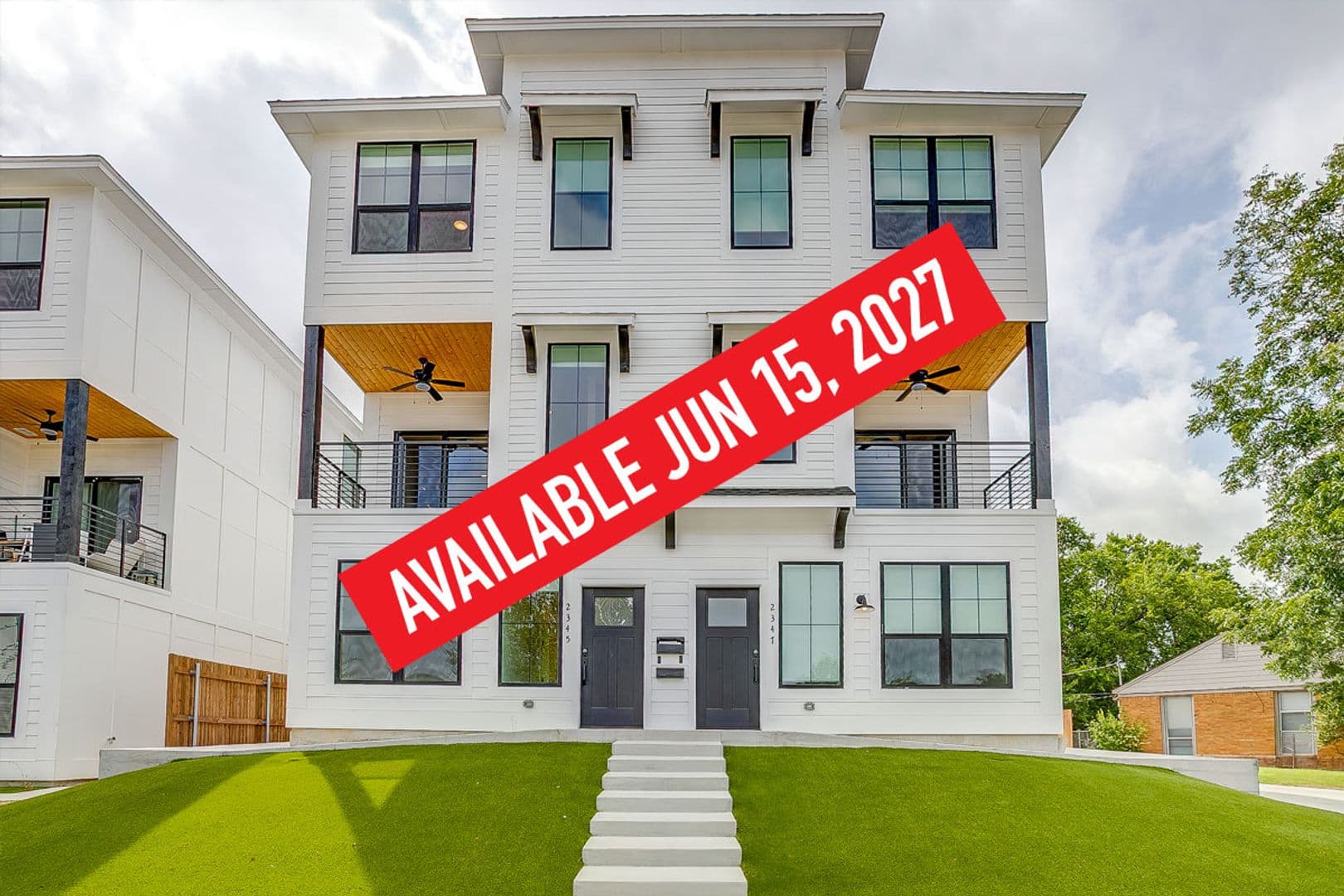 Fort Worth Apartment: 2347 Benbrook Blvd