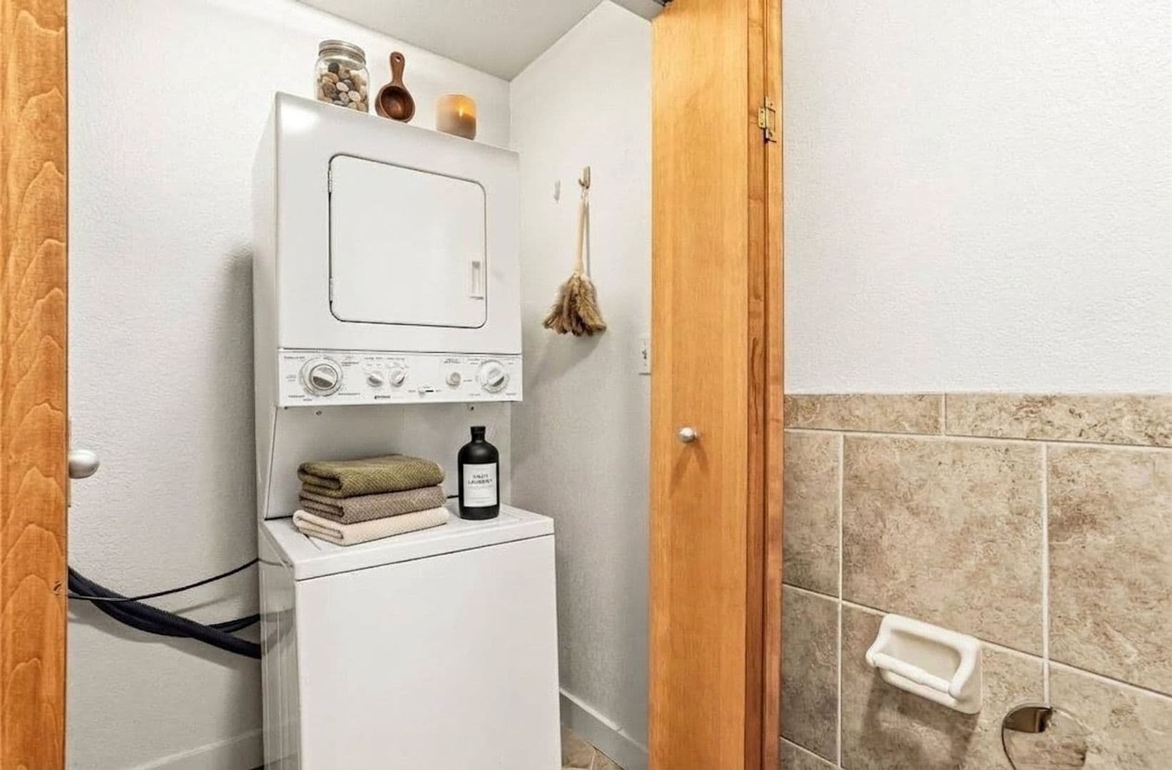 Fort Worth Apartment: 1617 West Oleander Street