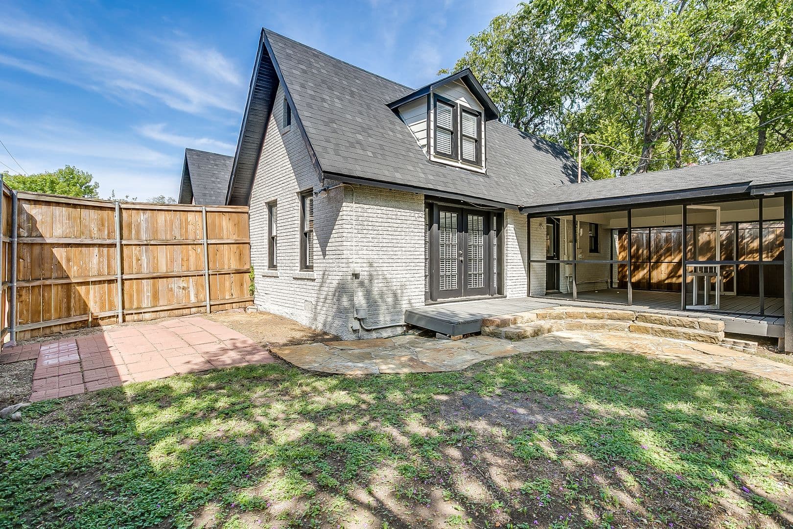 Fort Worth Apartment: 3257 Greene Ave