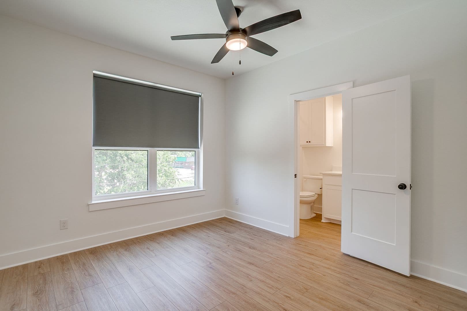 Fort Worth Apartment: 2345 Benbrook Blvd
