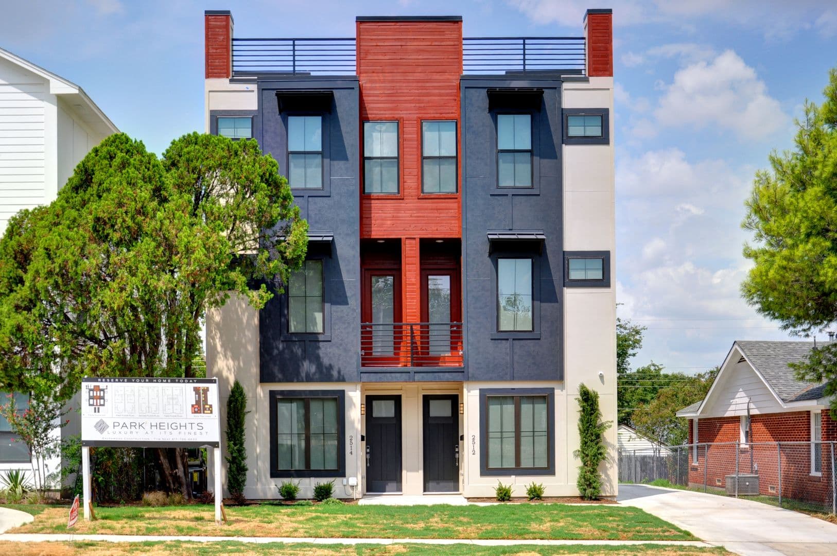 Fort Worth Apartment: 2820 Forest Park Blvd