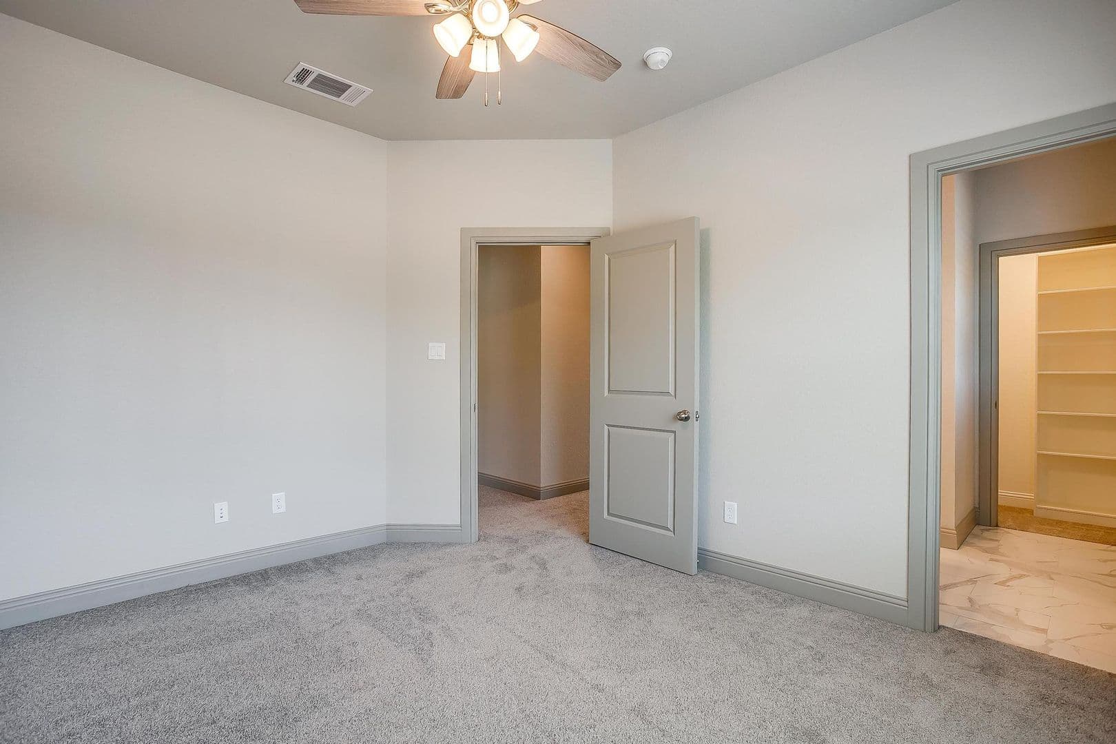 Fort Worth Apartment: 2832 Wayside Ave