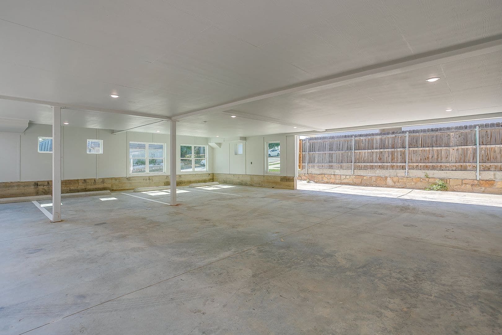 Fort Worth Apartment: 2824 Wayside Ave