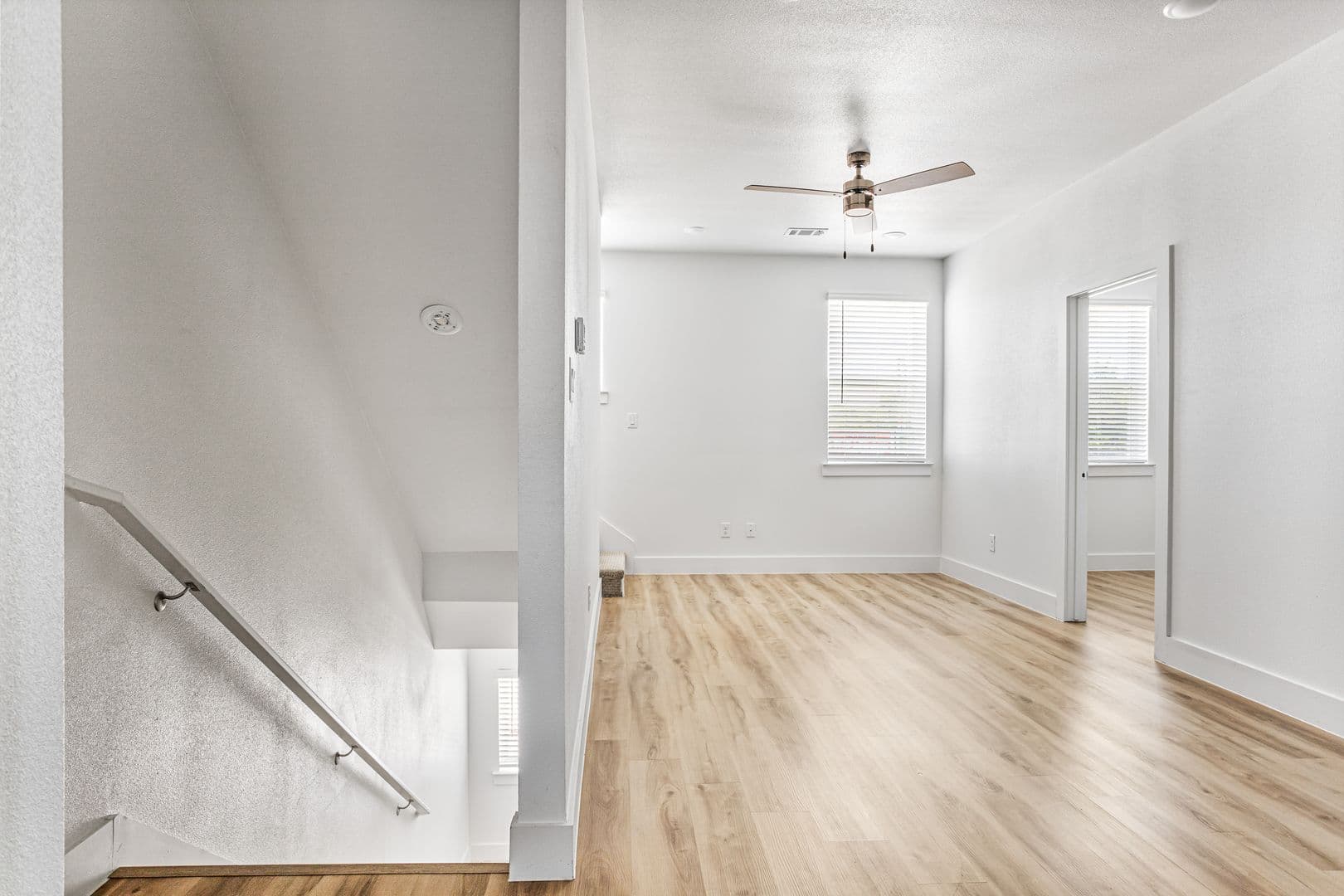 Fort Worth Apartment: 2509 Benbrook Blvd