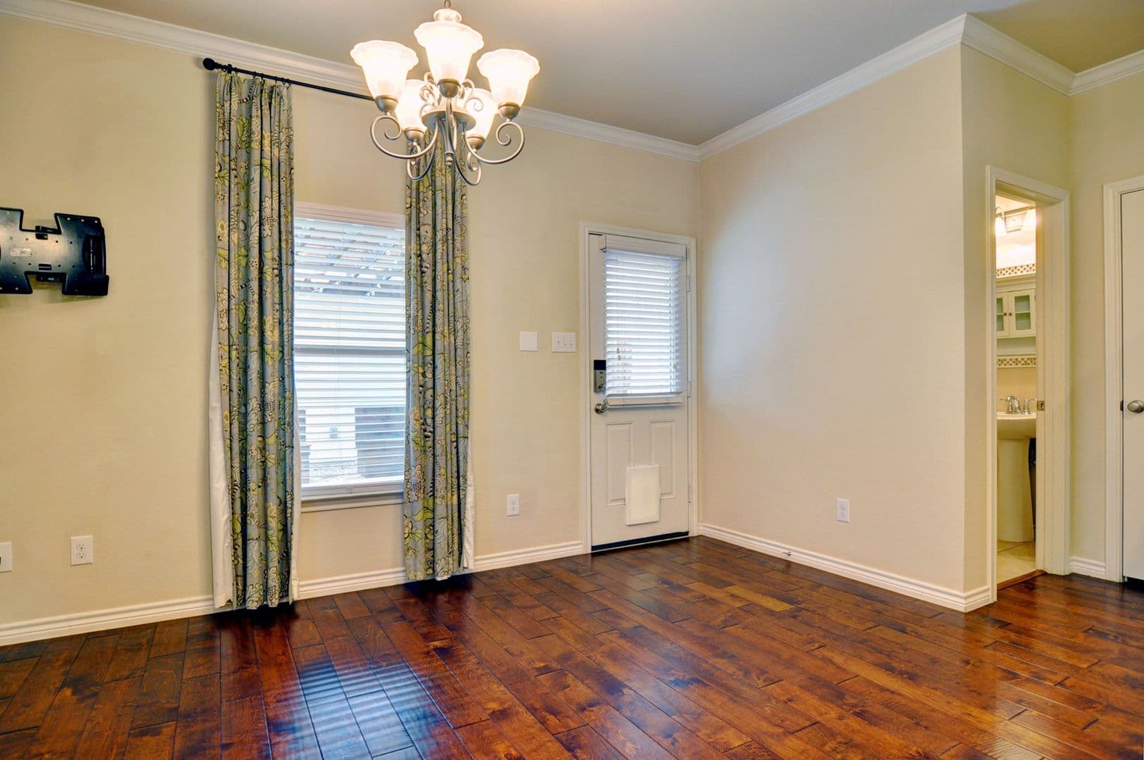Fort Worth Townhome: 3409 Hamilton Ave