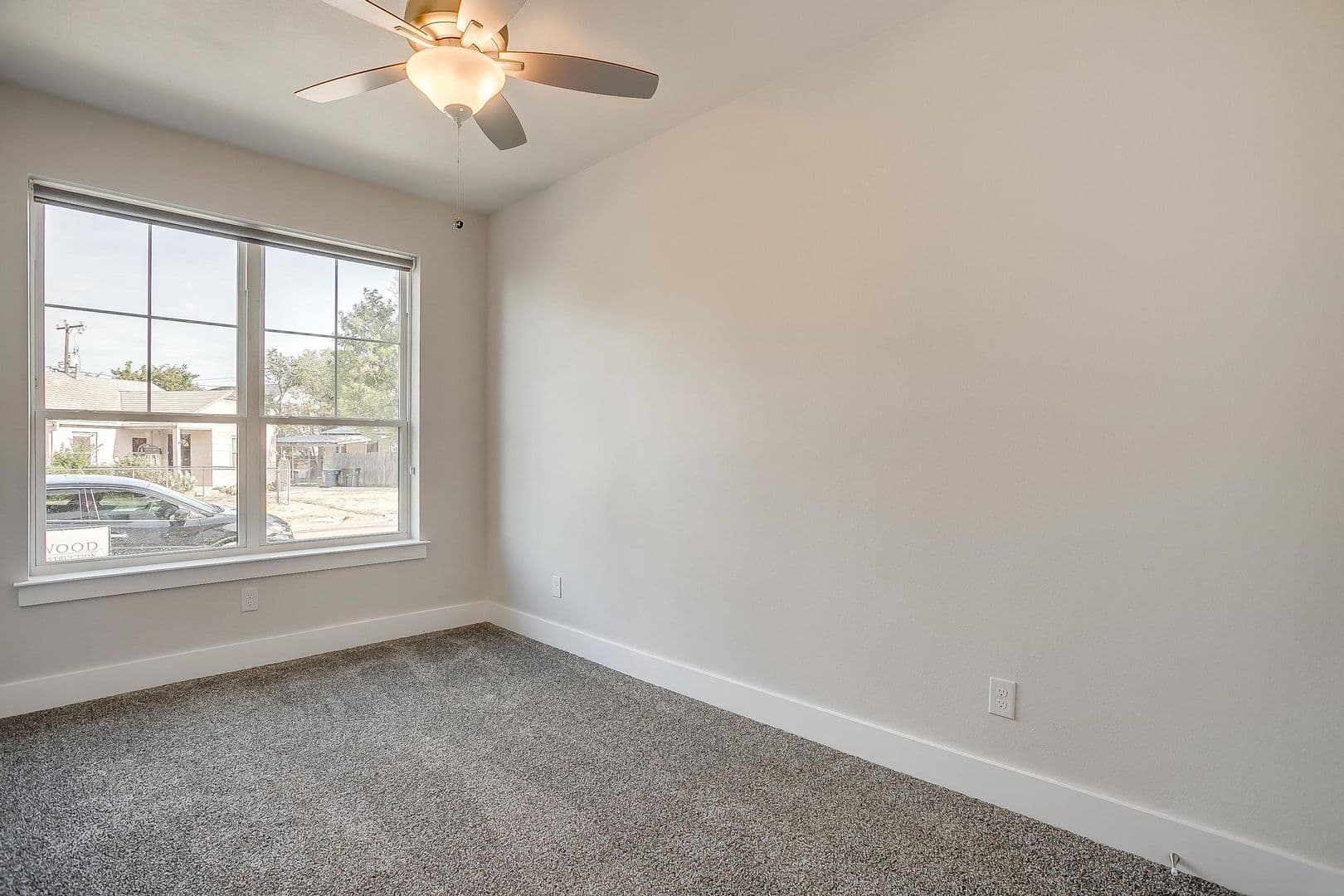 Fort Worth Apartment: 2321 Benbrook Blvd