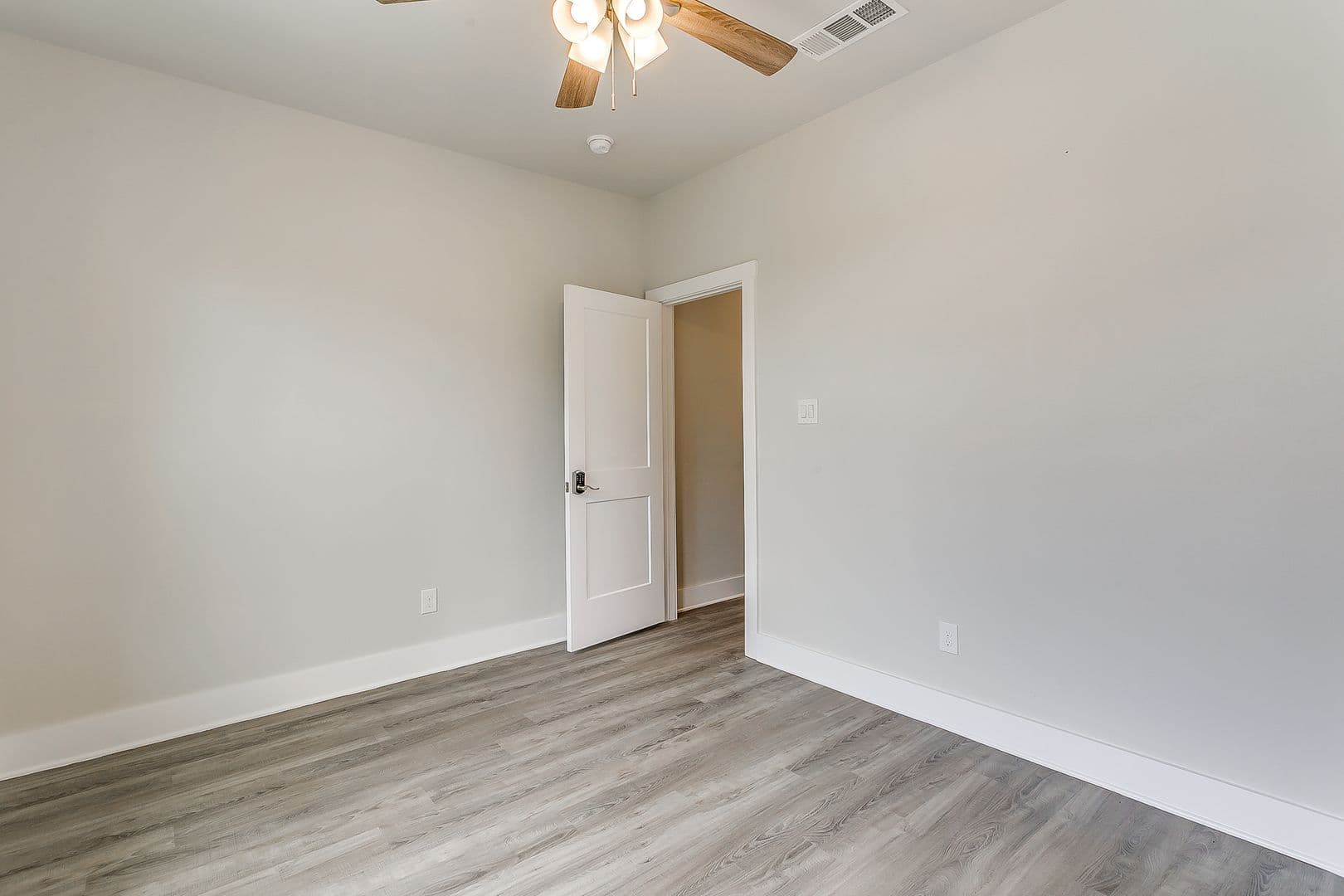 Fort Worth Apartment: 3210 Forest Park Blvd