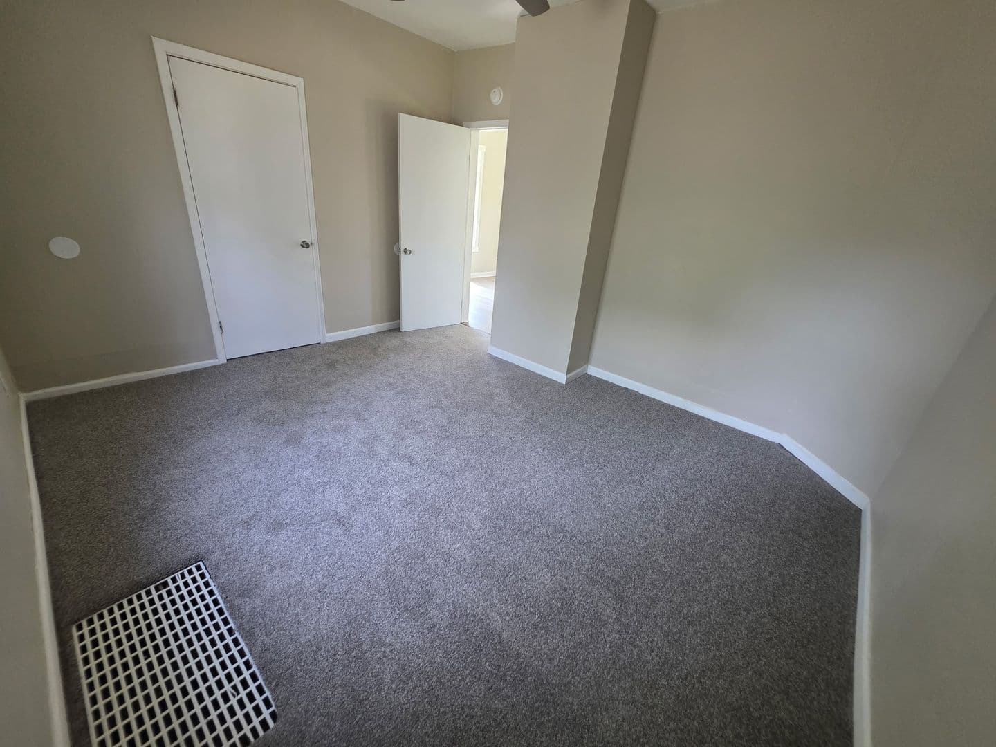 Rock Island House: 1304 25th St