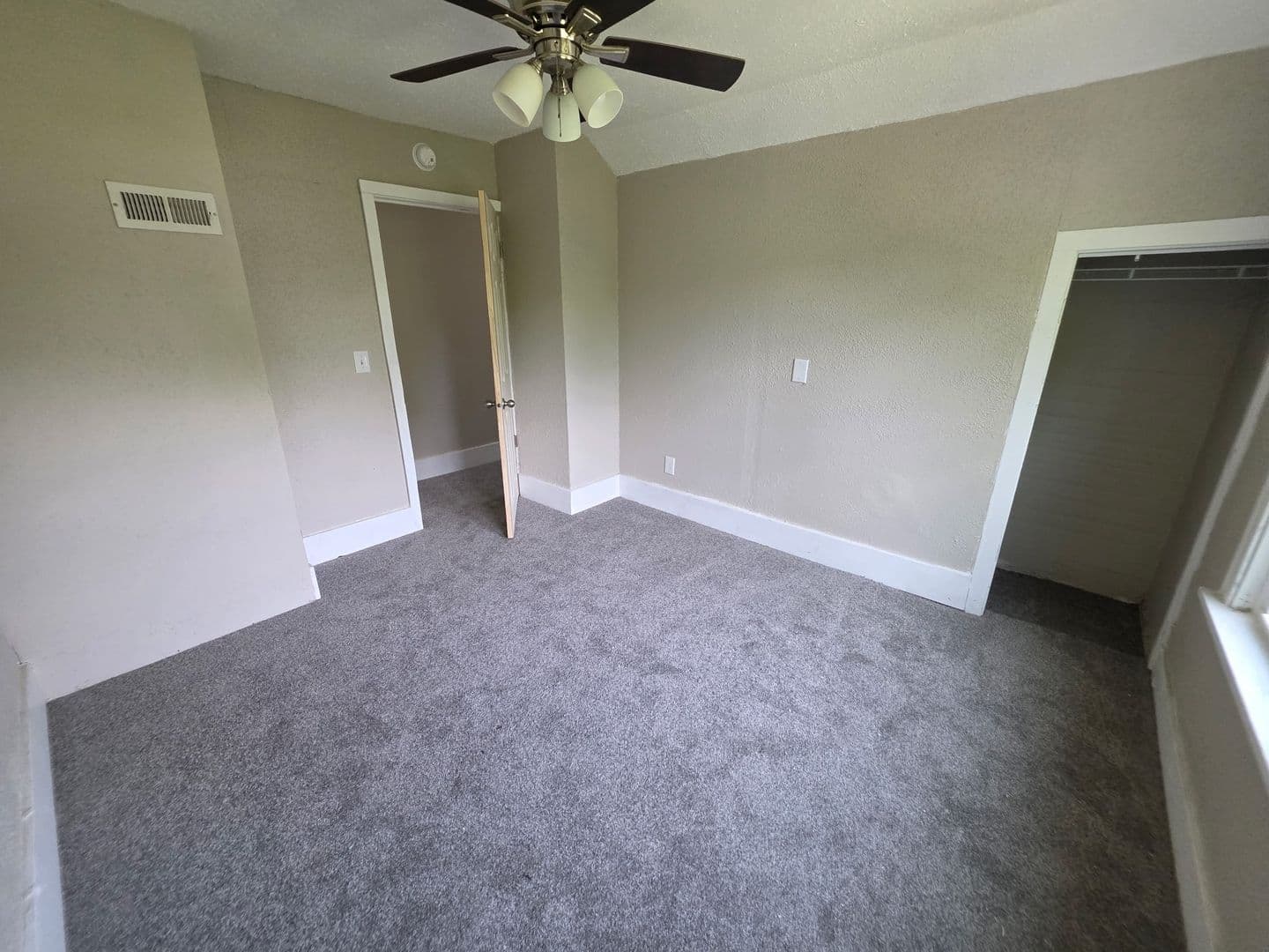 Rock Island House: 1304 25th St