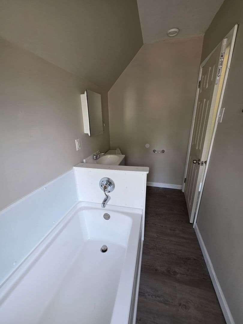 Rock Island House: 1304 25th St