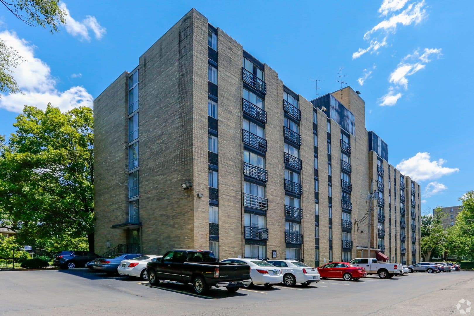 Dayton Apartment: 111 Grafton Avenue
