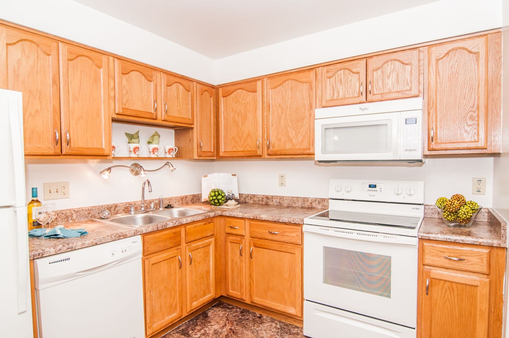 Dayton Apartment: 531 Belmonte Park North