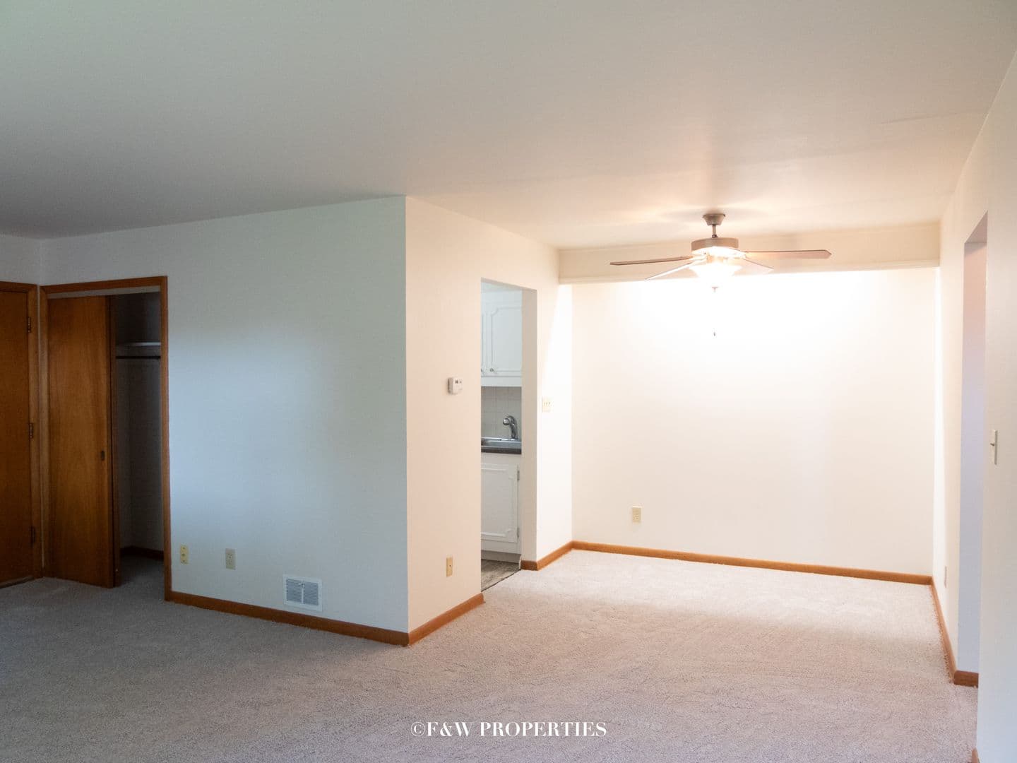 Grandview Heights Apartment: 1571-1619 Roxbury Road