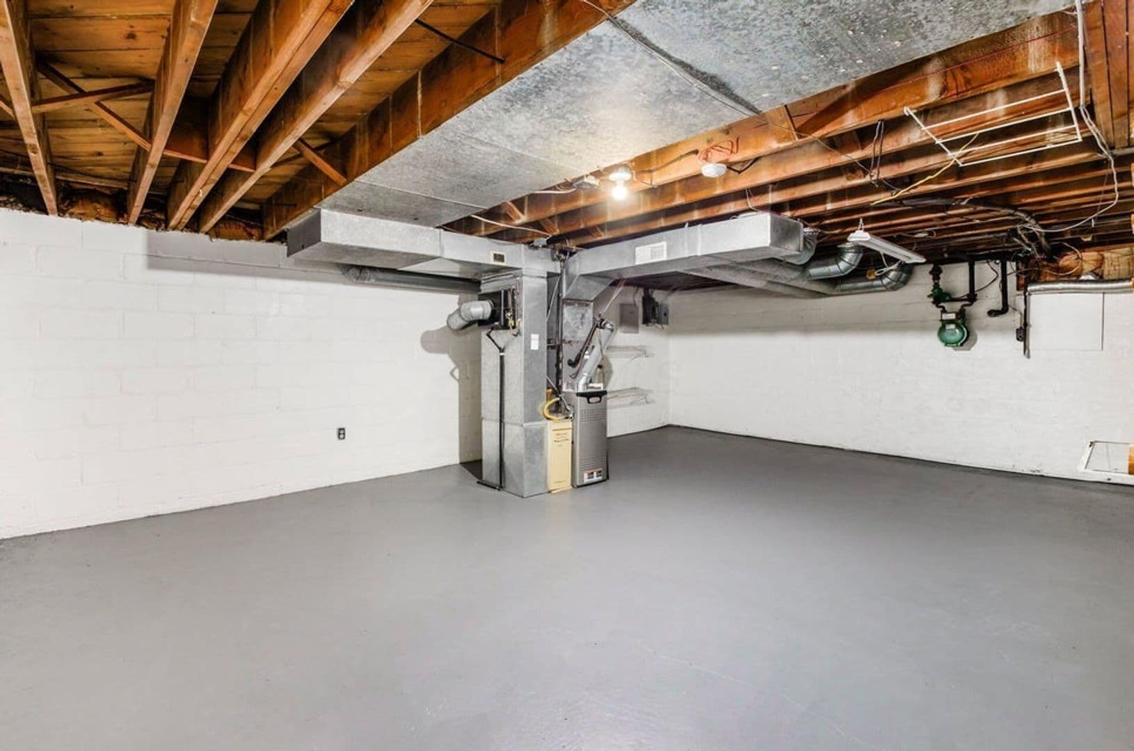 Columbus Townhome: 712 Overbrook Dr.
