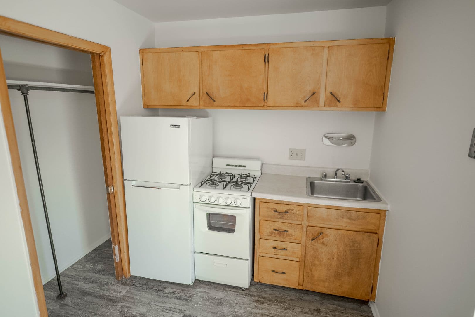 Columbus Apartment: 72 Hamilton Park